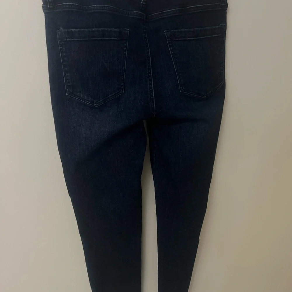 Karl Lagerfeld Paris Skinny Leg Fringe Women's Cropped Jeans Sz 10 - Picture 3 of 10